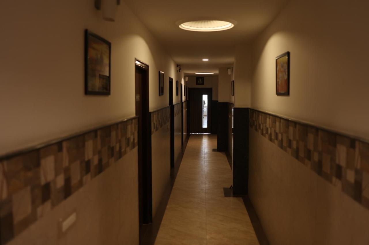 Victory Grand Attibele Hotel Екстериор снимка