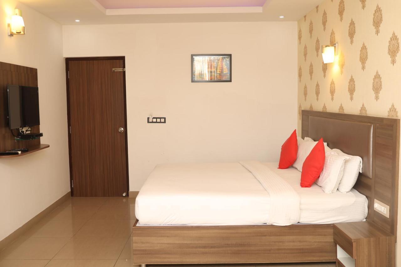 Victory Grand Attibele Hotel Екстериор снимка